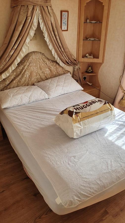 King'S Caravan Park, Caravan To Sleep 6 People แชเปิลเซนต์เลนเนิร์ดส์ ภายนอก รูปภาพ